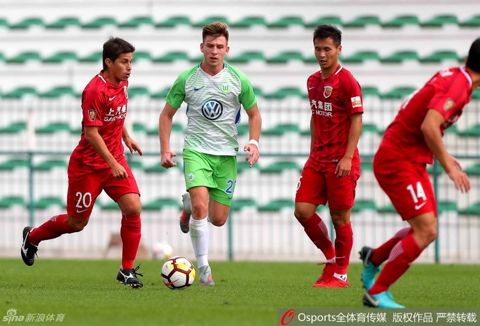 [热身赛]上港1-0胜狼堡U23 (3)